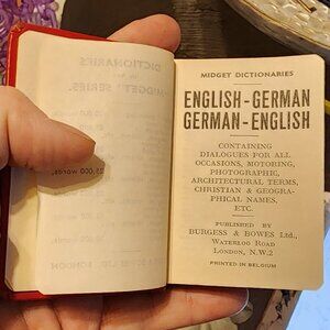 Vintage English–German Mini Dictionary – Midget Series – Red Pocket Book